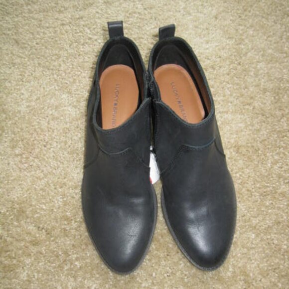 Lucky Brand Faydren NWT Black Leather booties w/ side zip size 6.5 w/ stitching - Picture 1 of 10